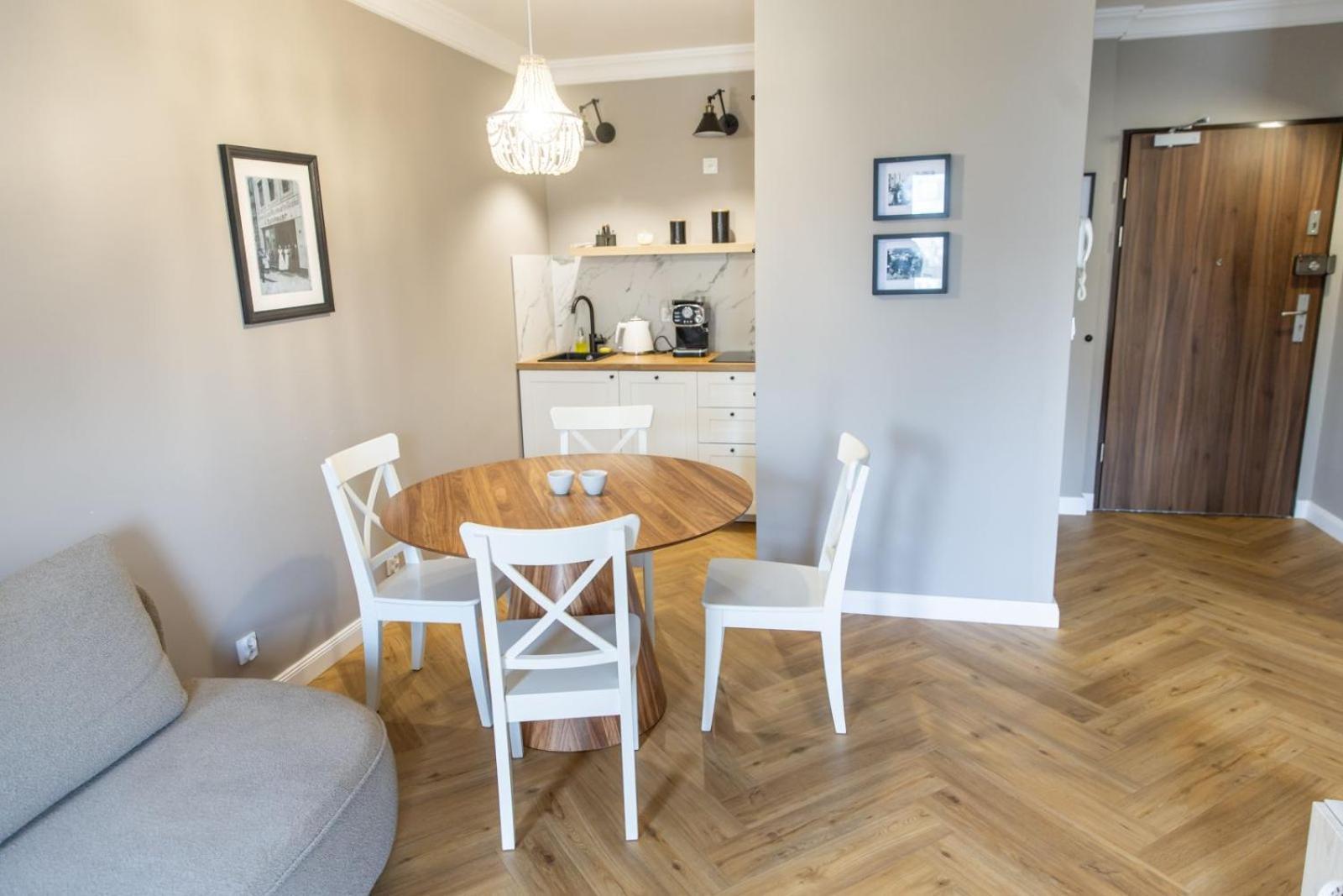 Solar Apartments I Stare Miasto 10Min I Priv Parking Free I Winda I Balkon Stary Toruń Buitenkant foto
