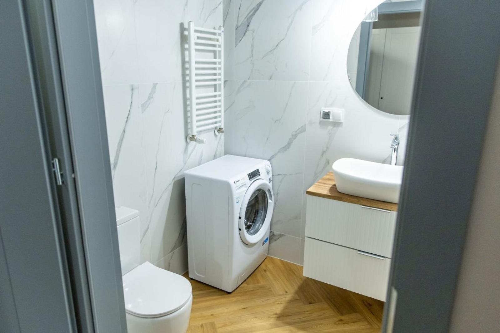 Solar Apartments I Stare Miasto 10Min I Priv Parking Free I Winda I Balkon Stary Toruń Buitenkant foto